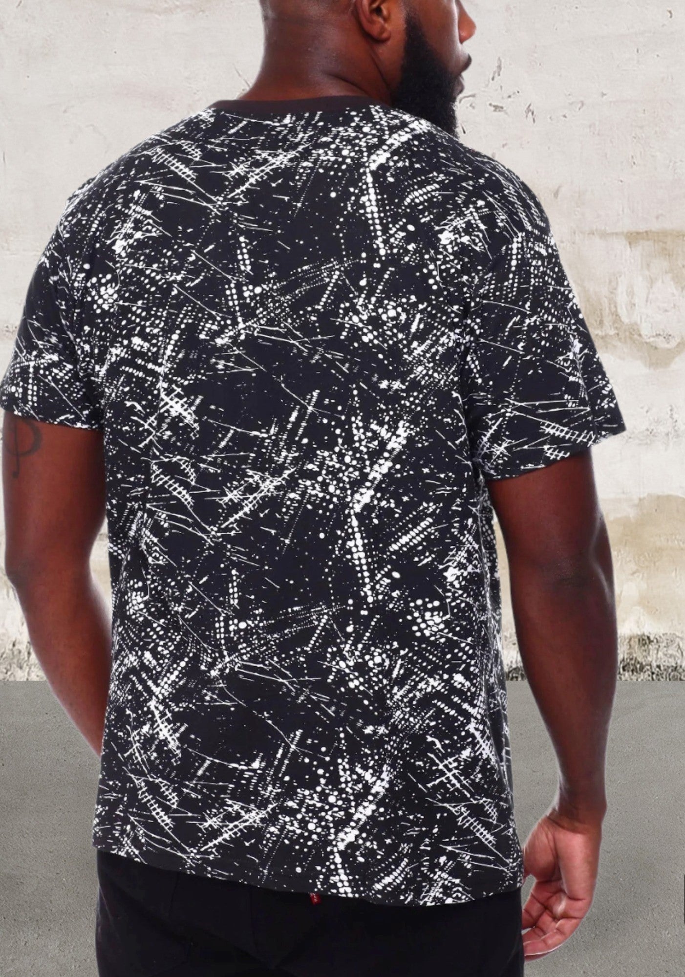 Men's short sleeve over print crewneck top