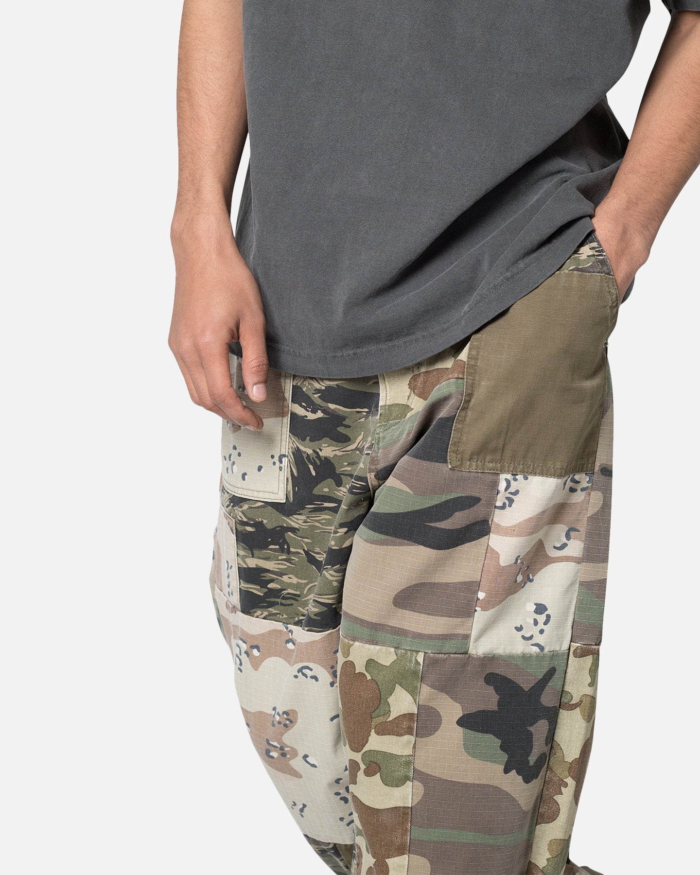 MNML Ultra Baggy Patchwork Denim Jeans Camo