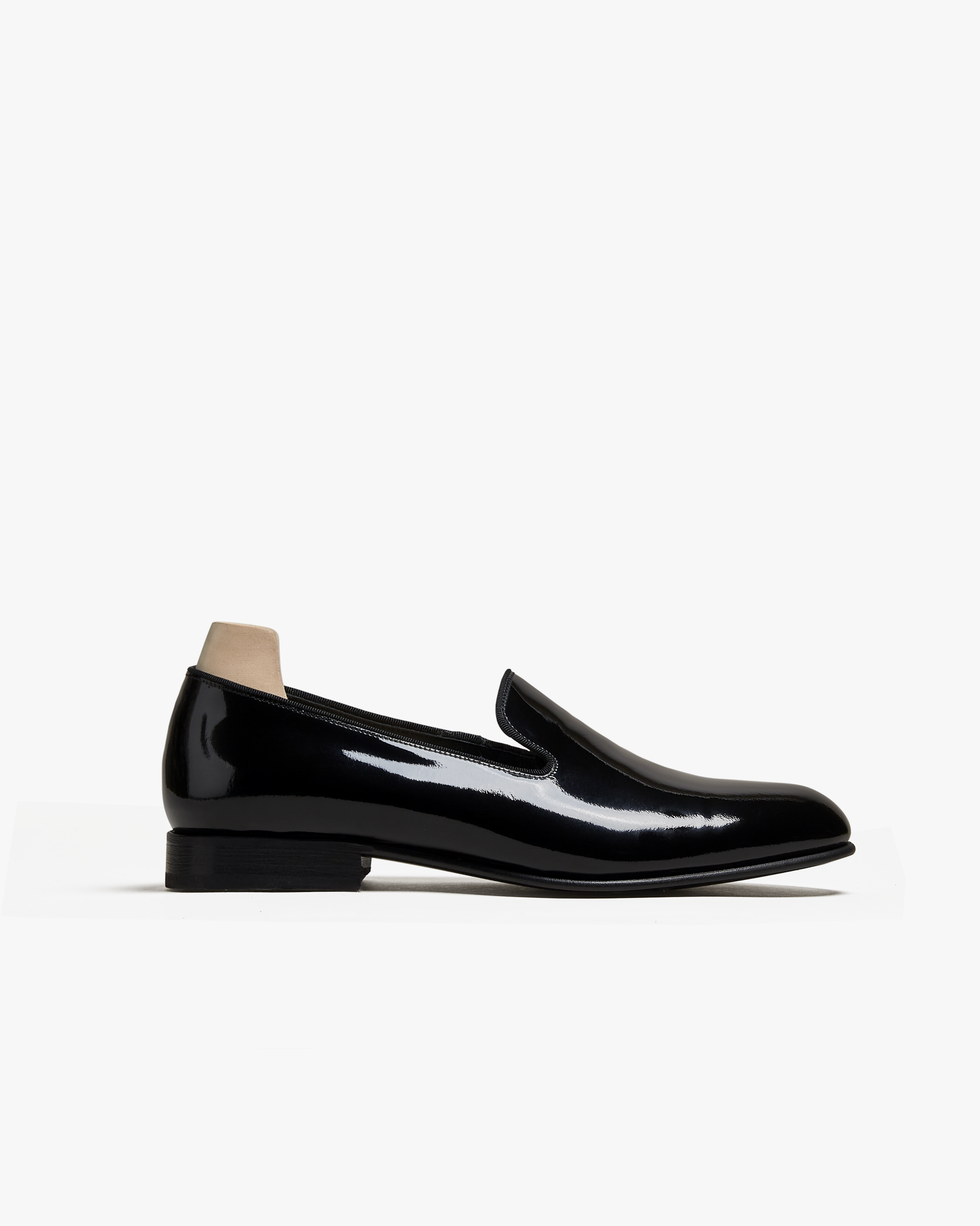 Musk – Black Patent Leather