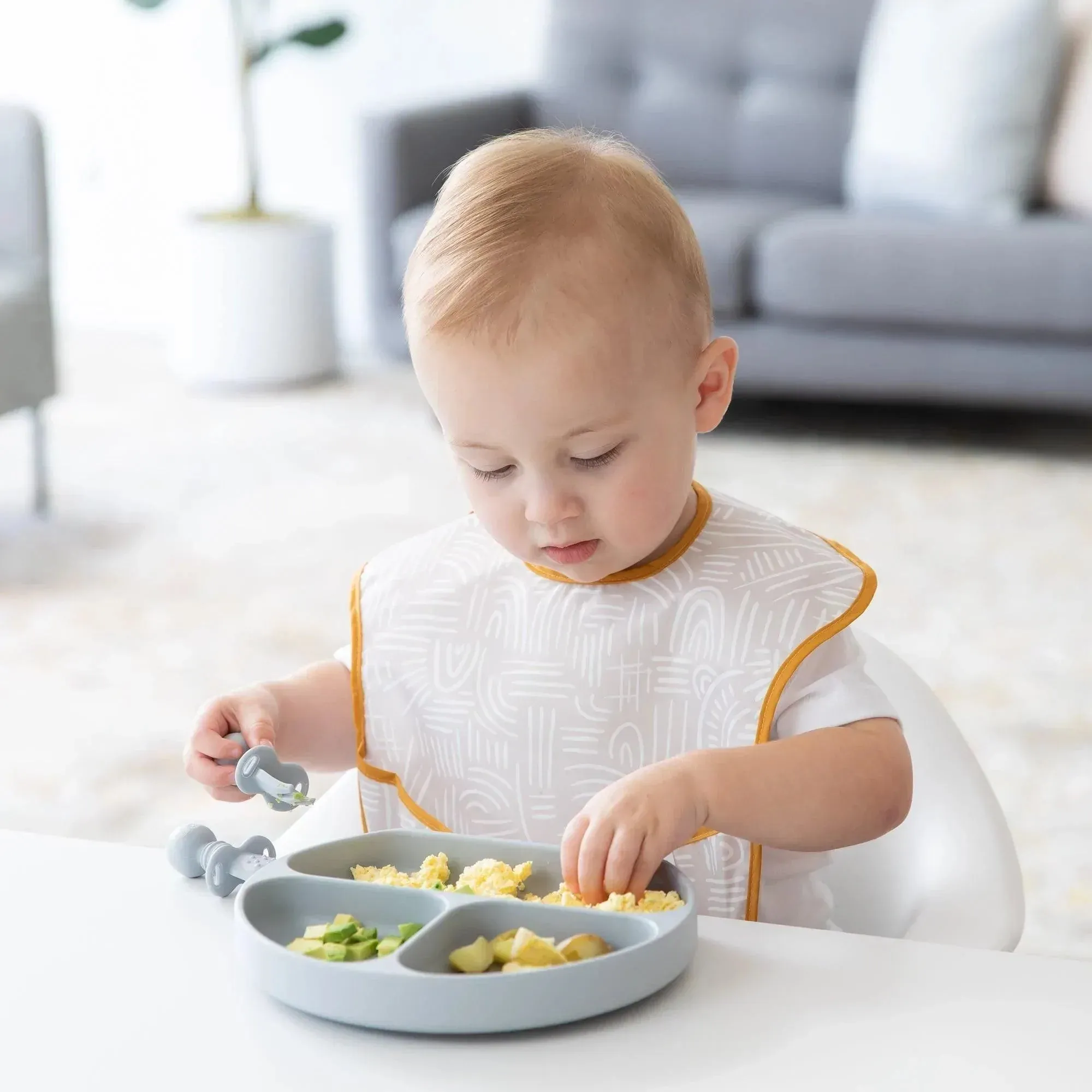 Silicone Grip Dish: Gray