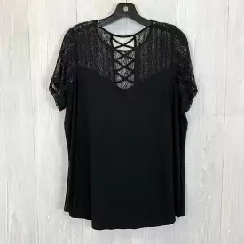 Top Short Sleeve Basic By Torrid  Size: 1x