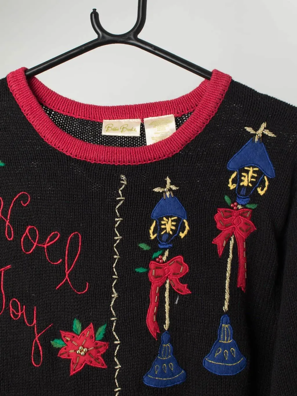 Vintage Christmas applique knitted jumper with bells and poinsettias – Small