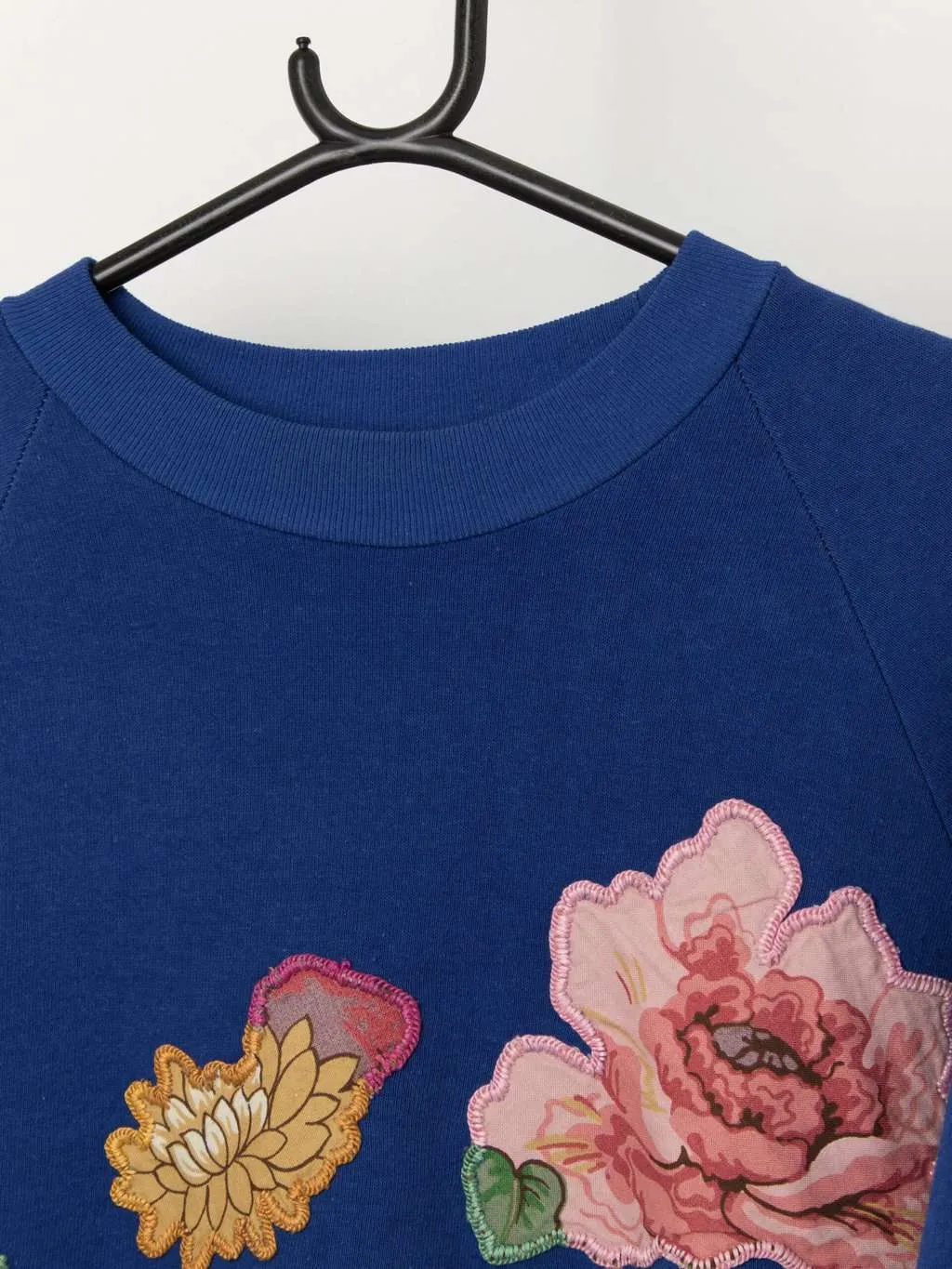 Vintage royal blue floral appliqué sweatshirt – Small / Medium