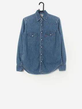 Vintage women’s Levis denim shirt – XS / Small