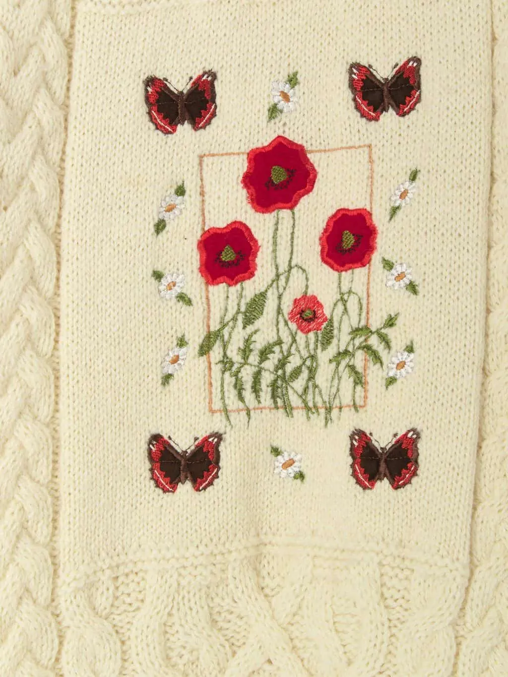 Womens vintage chunky cable knit jumper with adorable poppy embroidery – Small / Medium