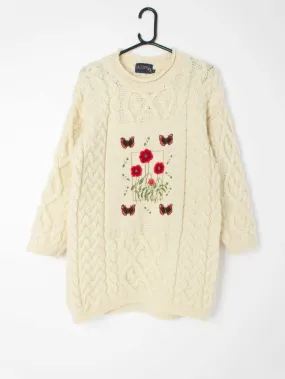 Womens vintage chunky cable knit jumper with adorable poppy embroidery – Small / Medium